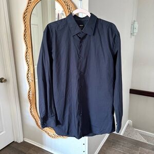 Hugo Boss / Men’s Navy Button-up Shirt
